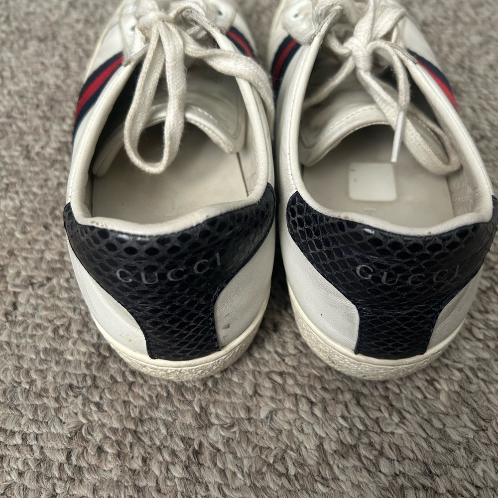 Gucci White and Red Sneakers Classic Design size 5.5 - Picture 3 of 8